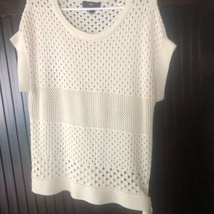 Short sleeve sweater